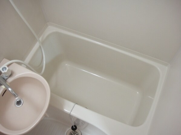 エステートサンスイの物件内観写真